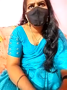 Snapshot of melina214 chatting on January 2025 04:24:01 PM melina214 online show from January 2025 04:24:01 PM