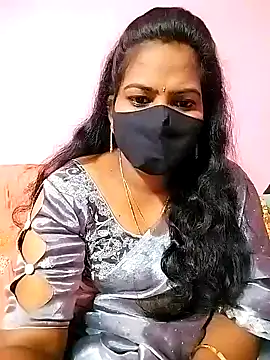 Snapshot of melina214 chatting on February 2025 03:09:01 AM melina214 online show from February 2025 03:09:01 AM