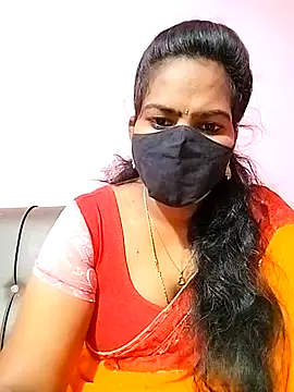 Snapshot of melina214 chatting on February 2025 02:50:02 AM melina214 online show from February 2025 02:50:02 AM