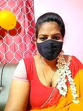 Snapshot of melina214 chatting on February 2025 03:37:01 AM melina214 online show from February 2025 03:37:01 AM