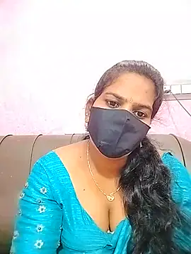 Snapshot of melina214 chatting on July 2026 12:41:01 PM melina214 online show from July 2026 12:41:01 PM