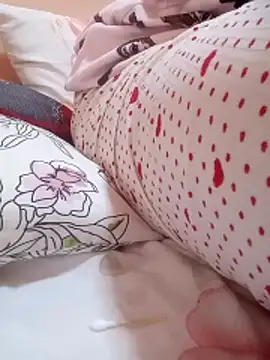 Bombamom online show from April 2026 01:25:02 PM