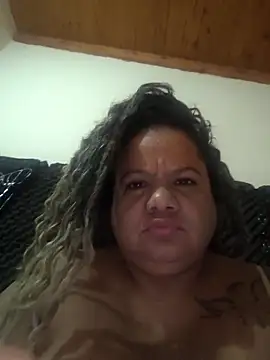 Carlabrasileira online show from September 2025 07:45:01 AM