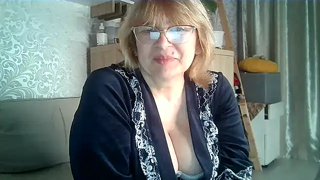 Aline LoveFlowers online show from January 2026 09:31:02 PM