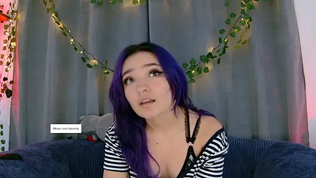 vayolett01 dakotta online show from January 2026 01:21:02 AM