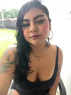 Juli Walker online show from March 2026 02:35:02 PM