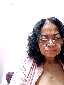 Snapshot of Hotestlove chatting on March 2025 01:45:01 PM Hotestlove online show from March 2025 01:45:01 PM