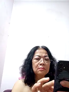 Snapshot of Hotestlove chatting on March 2025 01:52:02 AM Hotestlove online show from March 2025 01:52:02 AM