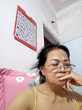 Snapshot of Hotestlove chatting on September 2025 03:23:01 PM Hotestlove online show from September 2025 03:23:01 PM