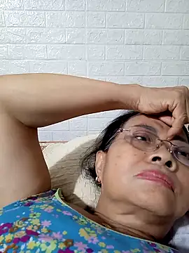 Snapshot of Hotestlove chatting on October 2025 01:52:02 PM Hotestlove online show from October 2025 01:52:02 PM