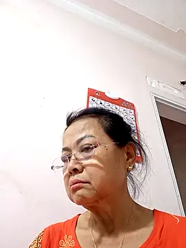 Snapshot of Hotestlove chatting on October 2025 02:24:01 AM Hotestlove online show from October 2025 02:24:01 AM