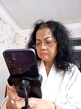 Snapshot of Hotestlove chatting on November 2025 02:52:02 PM Hotestlove online show from November 2025 02:52:02 PM