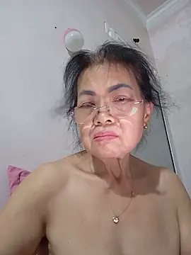Hotestlove online show from June 2026 02:12:02 PM