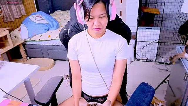 Kana G online show from March 2026 04:33:01 PM