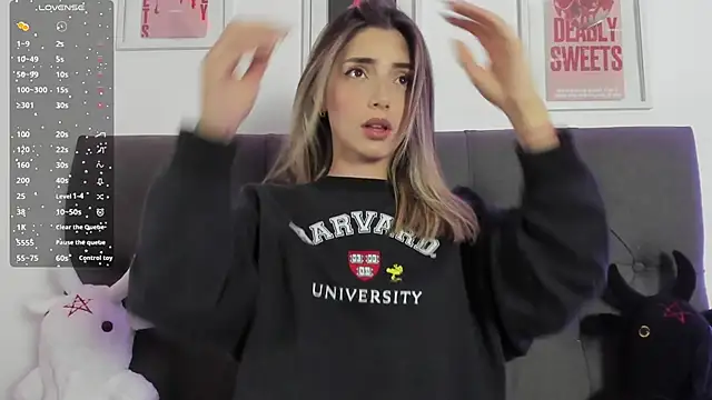 IsadoraGalle  online show from February 2026 11:27:02 PM