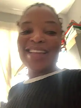Snapshot of slimcateee chatting on February 2025 10:12:02 AM slimcateee online show from February 2025 10:12:02 AM