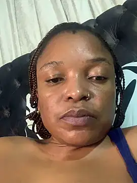 Snapshot of slimcateee chatting on February 2025 10:53:02 PM slimcateee online show from February 2025 10:53:02 PM