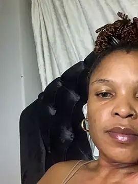 Snapshot of slimcateee chatting on February 2025 08:31:02 PM slimcateee online show from February 2025 08:31:02 PM