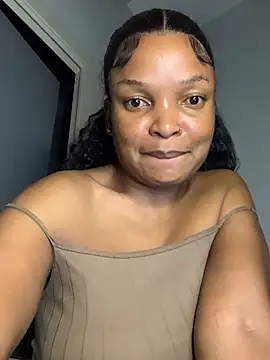 Snapshot of slimcateee chatting on March 2025 07:27:02 PM slimcateee online show from March 2025 07:27:02 PM