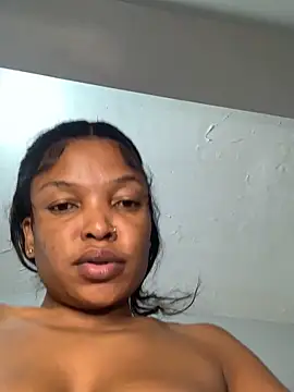 Snapshot of slimcateee chatting on March 2025 08:02:02 AM slimcateee online show from March 2025 08:02:02 AM