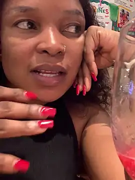 Snapshot of slimcateee chatting on March 2025 05:53:02 PM slimcateee online show from March 2025 05:53:02 PM