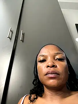 Snapshot of slimcateee chatting on October 2025 06:54:02 AM slimcateee online show from October 2025 06:54:02 AM