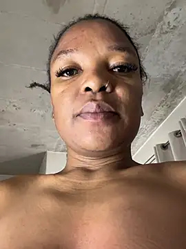 Snapshot of slimcateee chatting on July 2026 06:05:01 AM slimcateee online show from July 2026 06:05:01 AM