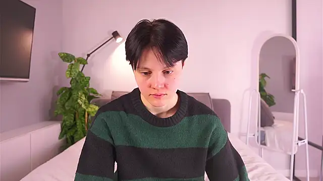 MaryCoopeer online show from March 2025 08:17:01 AM