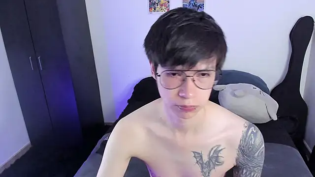 Aventure Twinks online show from October 2025 08:09:02 PM