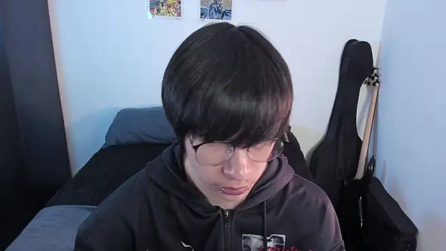 Aventure Twinks online show from May 2026 11:56:01 PM