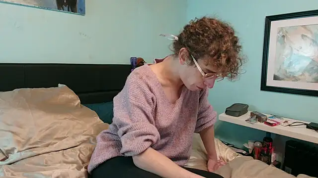 Prxscillia Tx online show from December 2025 04:36:01 PM