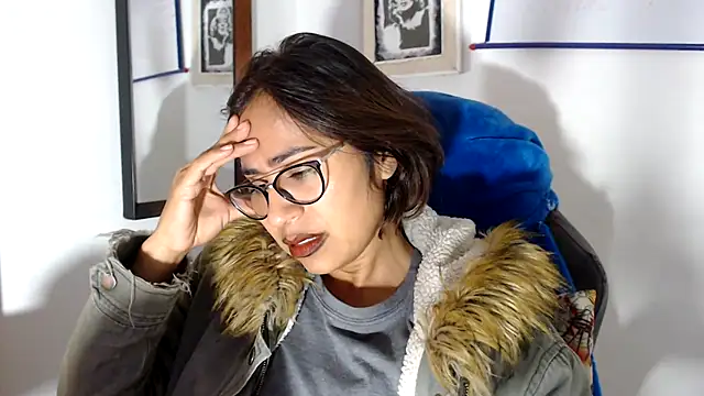 Snapshot of fantasty_nylon chatting on January 2025 11:29:01 PM fantasty nylon online show from January 2025 11:29:01 PM