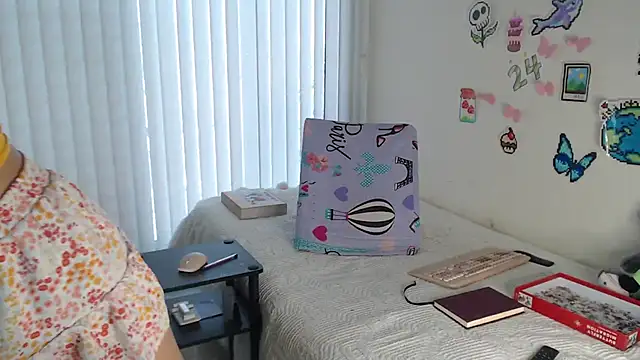 reaLISStic online show from January 2025 08:29:01 PM