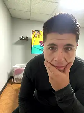 alienslian online show from January 2026 10:57:02 PM