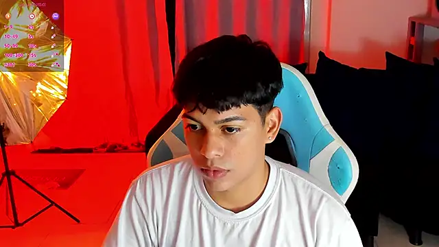 Franco Rizzo  online show from November 2025 04:33:02 AM