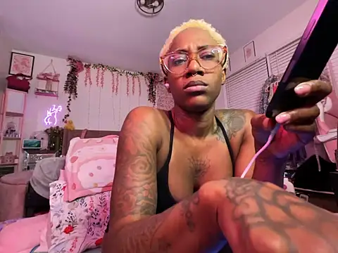 VixenCapri online show from February 2026 12:38:02 AM