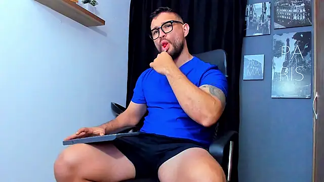 AndrewDiaz online show from November 2025 06:29:02 AM