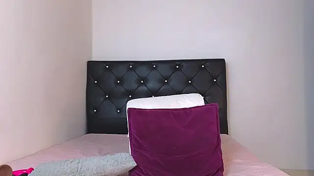 tatiana big ass boobs online show from December 2025 05:08:02 PM