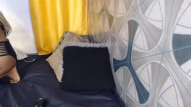 Candiey001 online show from January 2025 08:11:02 PM