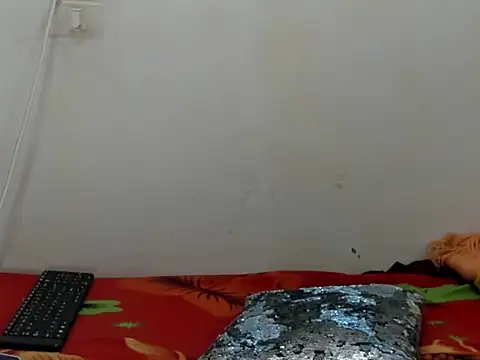 Snapshot of aliissa_more chatting on May 2026 07:53:02 PM aliissa more online show from May 2026 07:53:02 PM