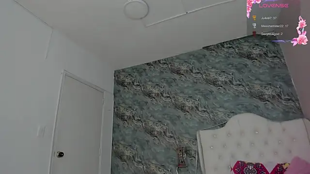 CAMILLEN PETTID online show from March 2025 10:56:01 PM