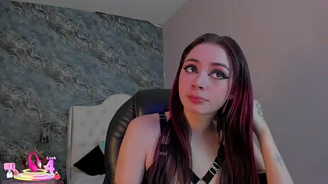 CAMILLEN PETTID online show from March 2025 11:03:02 PM