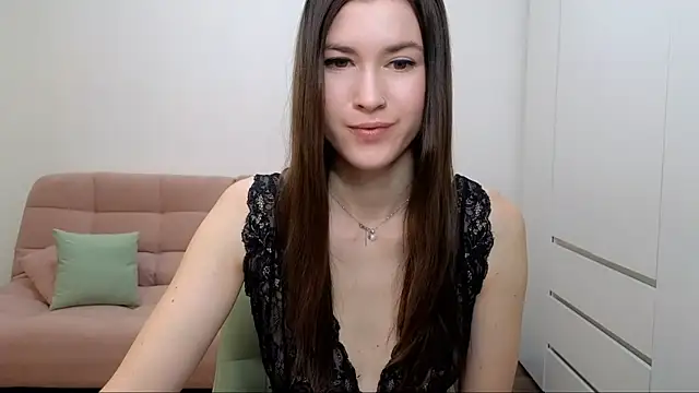 Snapshot of AliciaNewell chatting on February 2025 05:28:02 AM AliciaNewell online show from February 2025 05:28:02 AM