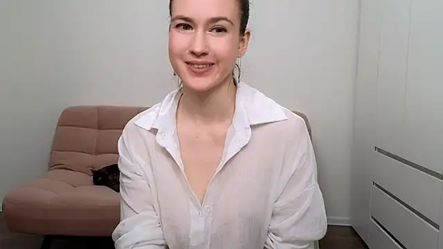 Snapshot of AliciaNewell chatting on March 2025 05:30:01 AM AliciaNewell online show from March 2025 05:30:01 AM