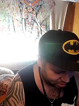 Hippiep online show from November 2025 01:07:02 AM