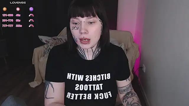 tradishka online show from March 2026 07:39:01 PM