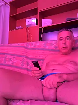 parejamlga58 online show from October 2025 10:52:02 PM