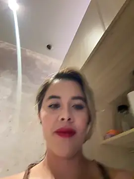 Snapshot of Emilia_Bakerr chatting on May 2026 06:03:01 PM Emilia Bakerr online show from May 2026 06:03:01 PM