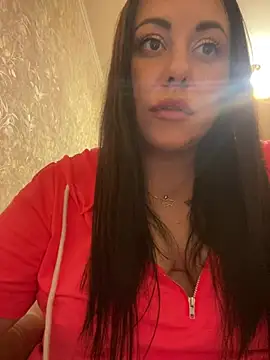 Snapshot of DaisyStreet chatting on July 2026 08:59:02 PM DaisyStreet online show from July 2026 08:59:02 PM