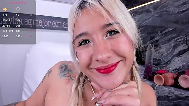 miss danika online show from December 2024 02:12:01 PM